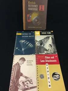 1950'S LOT OF 9 ASSORTED KODAK PHOTOGRAPHY DATA REFERENCE HANDBOOKS - Picture 1 of 11