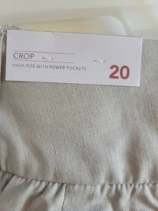 Lane Bryant Nwt The Laney Crop Pants Size 20 Light Greyish Color - Picture 1 of 7