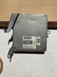 94 95 Toyota Pickup Truck 4X4 / 4Runner V6 3.0 Auto ECU 89661-3D020 Used - Picture 1 of 6