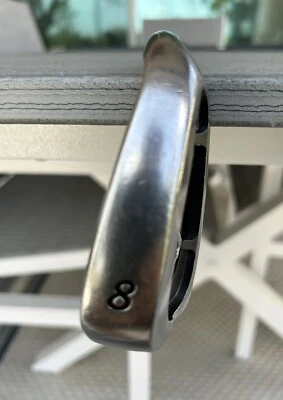 Wilson Staff Di5 Single 8 Graphite Nano Tech UST Regular Flex- Mens RH - Image 1 of 4