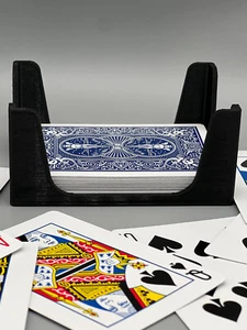 Tischspielkarten Deck Halter - Familien Spieleabend - UNO, Canasta - Bild 1 von 3