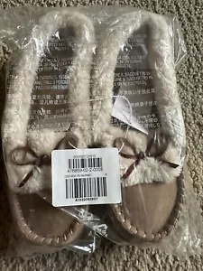 Old Navy Moccasin Slippers Size 8 NWT Lined Tan - Picture 1 of 3