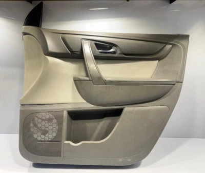 GMC Acadia 2013 panel de puerta delantera derecha genuino fabricante de equipos originales pieza usada Foto 1 de 4