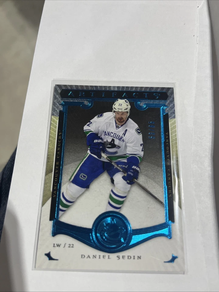2015-16 Upper Deck Artifacts - Daniel Sedin #38 Sapphire /85 - Image 1 of 1