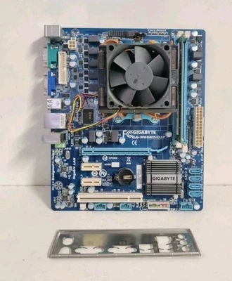 Gigabyte GA-M68MT-D3P mATX - Motherboard Socket AM3  + CPU AMD + RAM DDR3 4Gb ✅ - Immagine 1 di 4