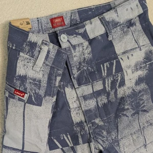 NWD Levi's XX Standard Fit Chino Shorts Stretch Men's Size 36x10" Palms All Over - Picture 1 of 9