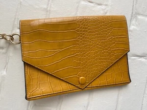 Zara Yellow clutch Bag envelope bag Wristlet Faux Leather Croc Effect BNWOT - Picture 1 of 12