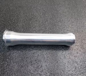 Triumph Tiger Cub 70-3537 Zylinderkopf zu Lauf Aluminium Schubstangenrohr - Bild 1 von 10