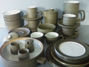 Denby Chevron - Ihre Auswahl - Terrine Kanne Teller Schüsseln, Kaffeekanne, Tasse & Untertassen - Bild 1 von 120