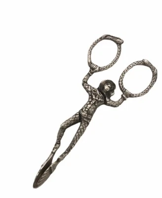 UN PAR DE PINZAS DE AZÚCAR DE PLATA ARLEQUÍN - BIRMINGHAM - 1913 por Levi & Salaman Foto 1 de 4