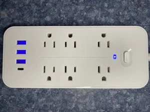 Striscia di Alimentazione con Porte USB 6 Spine e 4 Porte 1 USB-C e 3 USB-A Nuova con Scatola - Foto 1 di 6