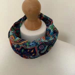 A Multicolour Paisley Design Stretch Neck Tube Snood Infinity Bandana Scarf - Picture 1 of 4