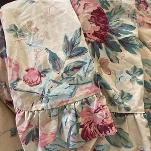 Vintage Ralph Lauren Elsa Grasslands Floral Standard Shams 20x26 USA 2 Shams - Picture 1 of 7