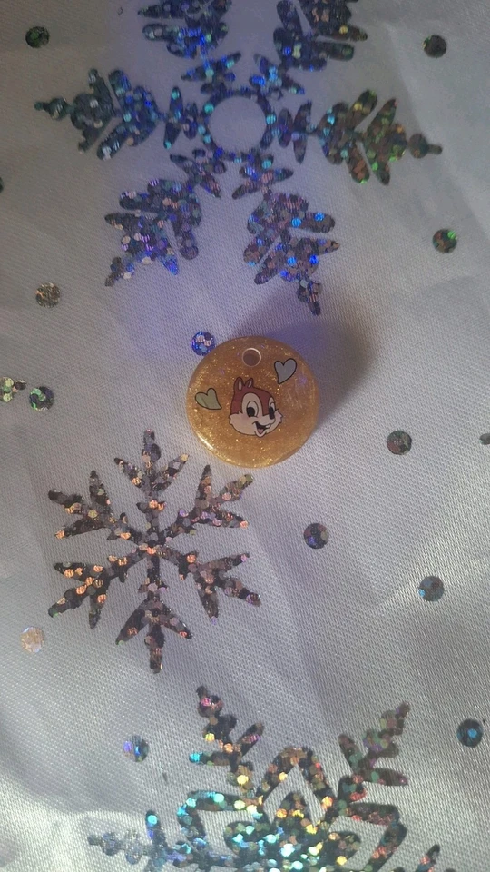 Mini Munchip con etiqueta de resina para perro Foto 1 de 1