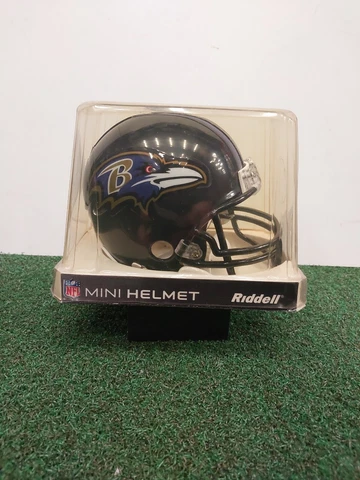 Riddell Mini NFL Football Helmet Baltimore Ravens Cover