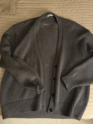 Серый шерстяной кардиган Alexander Wang размер Small уютный увеличенный - Изображение 1 из 4
