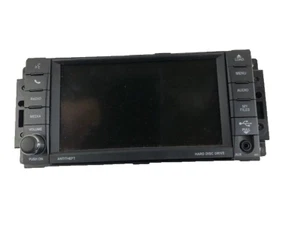 AUDIOSYSTEM MULTI MEDIA JEEP GRAND CHEROKEE RUBIKON V6 NAVIGATION GPS - Bild 1 von 2