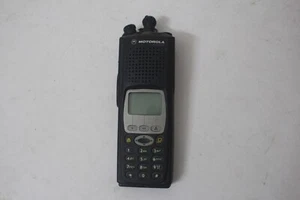 MOTOROLA XTS5000 III VHF FPP Cyfrowe radio KG2-AES256, model H18KEH9PW7AN - Zdjęcie 1 z 7