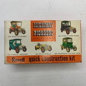 Vintage 1952 Revell Highway Pioneers Series 2 - 1908 Buick "10" Rumble Model Kit - Picture 1 of 3