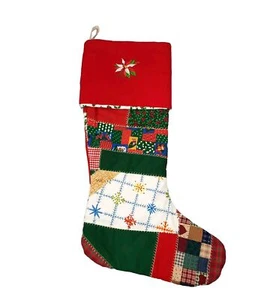 Medias de Navidad vintage hechas a mano bordadas de flor de pascua edredón loco retazos - Imagen 1 de 18