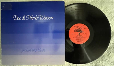 DOC & MERLE WATSON-PICKIN' THE BLUES FLYING FISH 1985 33 RPM RECORD VG+ FREE FD - Image 1 of 2