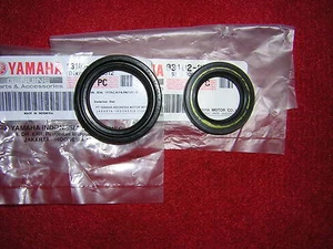 Yamaha TZ125 94-04, Crankshaft Oil Seal Set. Genuine Yamaha. New (ba5) - Picture 1 of 1