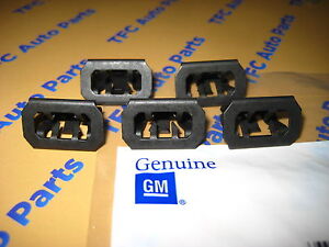 5 Chevy GMC Front Grille Retainer Clip OEM Genuine GM  Set of 5