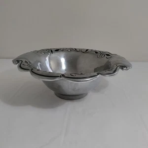 Elegent Large Lenox Metal Serveware - Picture 1 of 7