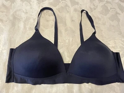Sujetador Catherine Malandrino acolchado suave inalámbrico 42C azul marino nuevo sin etiquetas Foto 1 de 4