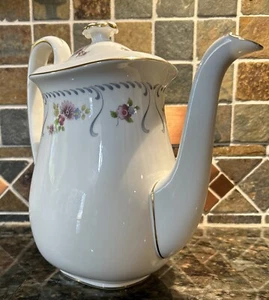Wedgwood Marchmain Bone China Coffee Pot England - Picture 1 of 15