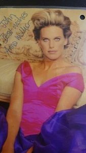 Anna Walker Signed 6x4 Clipping, Laminated - Picture 1 of 3