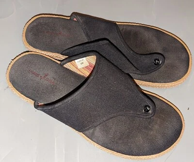 Sandalias chanclas Daniel verde tela negra talla 9 W EE. UU.  Foto 1 de 4