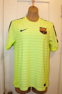 NIKE FC Barcelona Squad SS Allenamento Warm Up Top Volt Uomo Medium 636174-702 - Foto 1 di 9
