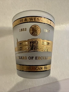 Smith and Wesson 1997 Frosted Glass 22k Gold Set Shot glass - Picture 1 of 5