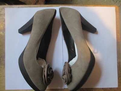 PACO GILL ALL LEATHER BEIGE SIZE 40C (6 1/2) 3 1/2" HEELS SHOES - image 1 of 4