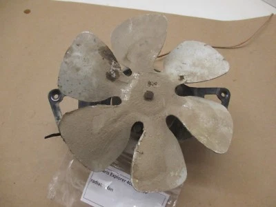 Motores Polaris Explorer 400 1098 (3737) - ventilador radiador Foto 1 de 4