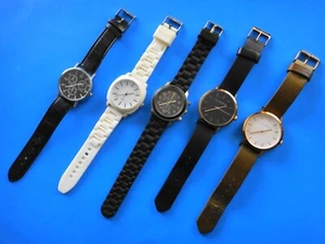 Bulk Lot of 5 Quartz Fashion Unisex Watch Used Working Condition Free Post - Picture 1 of 12