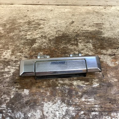 Manija de puerta exterior pasajero derecho Toyota Truck 4Runner 1984-1988 metal cromado  Foto 1 de 4