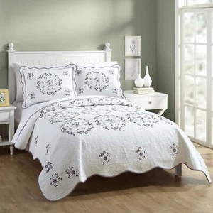 MODERN HEIRLOOM Gwen Quilt Set, Full Queen, Purple - Picture 1 of 3