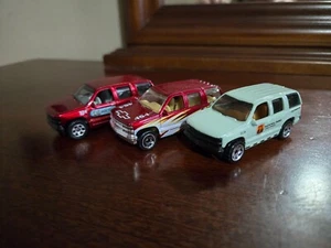 Matchbox Chevy Tahoe lot (3 Vehicles) - Picture 1 of 6