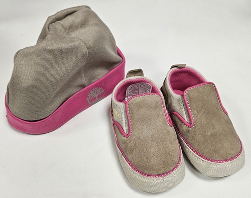 Cappello e culla Timberland bambina taglia UK 1 EU17 beige con bordo tubino rosa