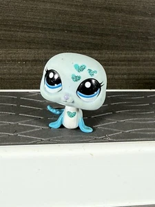 littlest pet shop LPS 2284 glitter seal blue heart - Picture 1 of 5