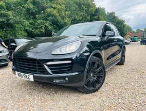 2011 PORSCHE CAYENNE 4.8 TURBO 493BHP - LEATHER, HEATED SEATS, DUAL CLIMATE - Picture 1 of 17