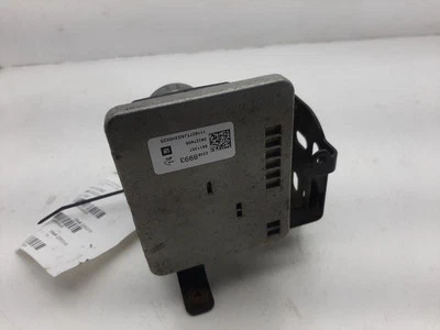 Parte de freno antibloqueo cuadro izquierdo debajo de la cabina 17-19 Chevy Suburban 1500 23223286 Foto 1 de 4