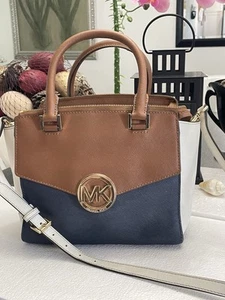 Michael Kors Hudson Medium Satchel in Saffiano Leather BLACK GOLD - Picture 1 of 10