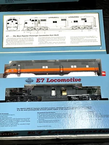 NIB PROTO 2000 E7 A MILWAUKEE  POWERED W/ MARS LT MPN 21114 DCC READY-FREE SHIP - Picture 1 of 4