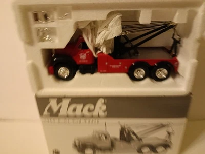 FIRST GEAR 1960 B-61 MACK TOW TRUCK 1/34 SCALE MOOSEHEART DIECAST #19-2297 NIB!  - Image 1 of 4