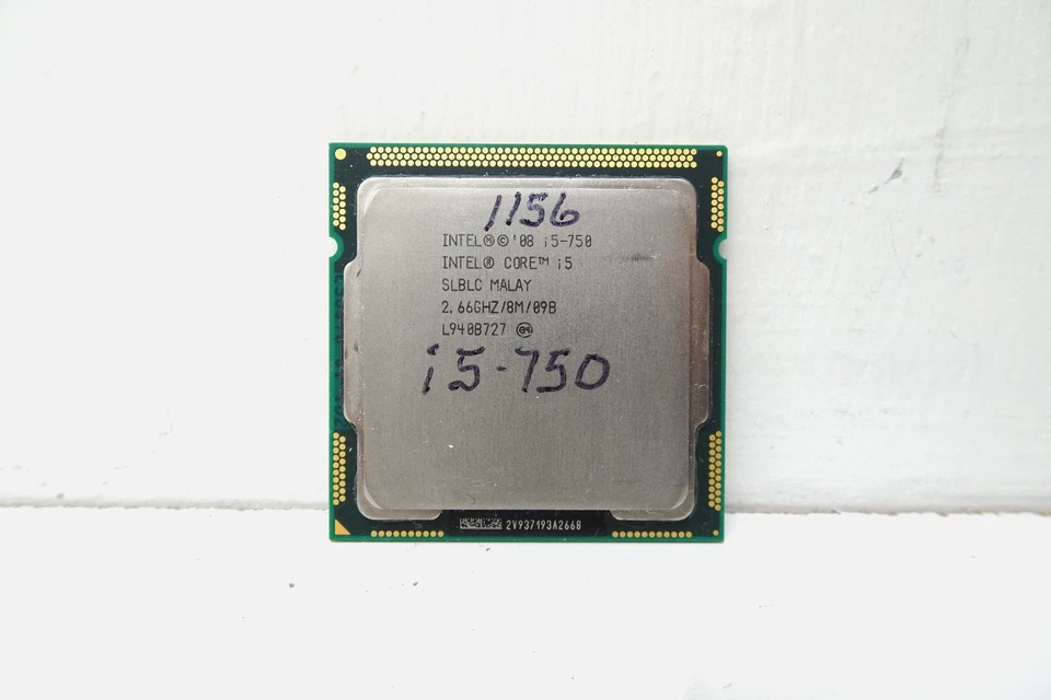 CPU Intel Core i5-750 3,2 GHz 4 núcleos 4 hilos LGA 1156 Foto 1 de 2