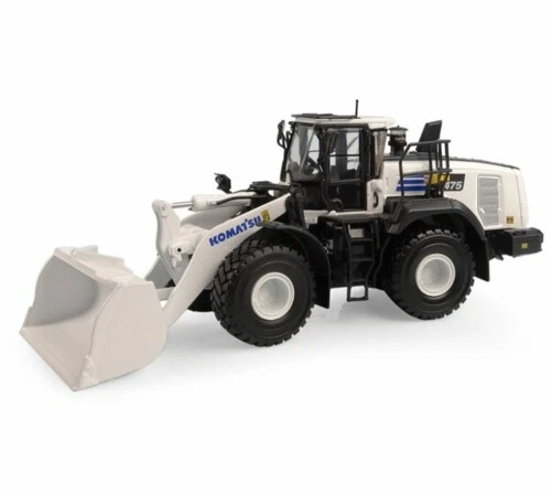UNIVERSAL HOBBIES 1/50 KOMATSU WA475-10 - WHITE LIMITED EDITION UH8182 - Image 1 of 1