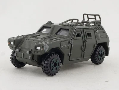 SelfDefense Force Light Armored Vehicle 2006 No114 Set n1 - Image 1 of 3